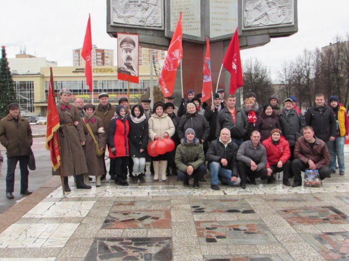 Праздничный митинг ко дню рождения Сталина