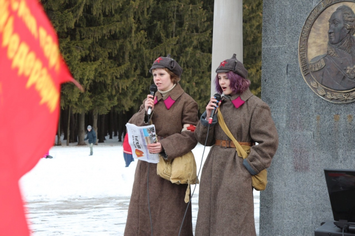 Подольские коммунисты и комсомольцы провели праздничный митинг посвящённый дню создания рабоче-крестьянской Красной Армии