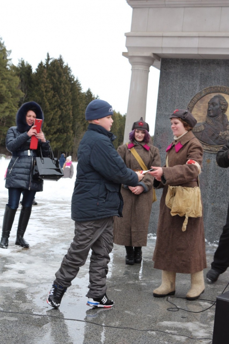 Подольские коммунисты и комсомольцы провели праздничный митинг посвящённый дню создания рабоче-крестьянской Красной Армии