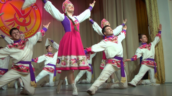 Воскресенский «Сувенир» прославляет русский народный танец