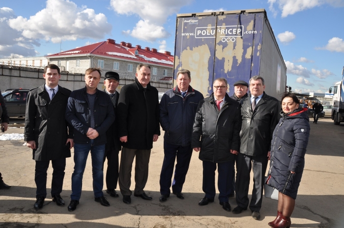 КПРФ отправила гуманитарный конвой голодающим шахтерам Ростовской области