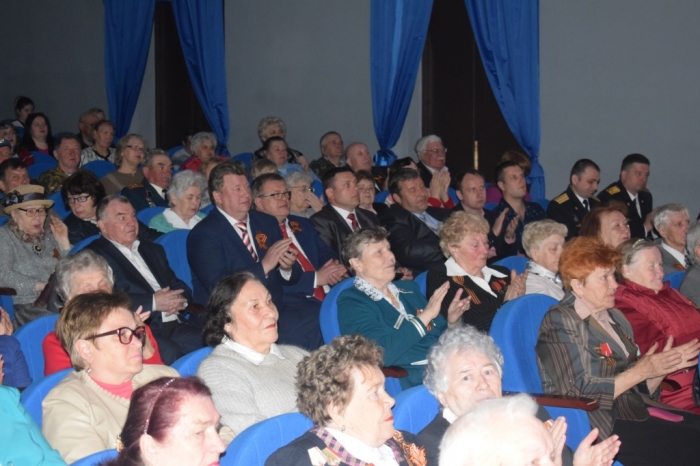 6 мая в КДЦ "Родина" подмосковной Каширы состоялось торжественное собрание, посвященное Великой Победе