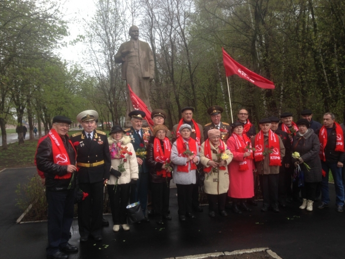 Королёв встретил День Победы под Красными знамёнами