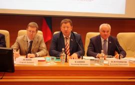 Приоритетные направления законодательного обеспечения развития агропромышленного комплекса обсудили на парламентских слушаниях в Госдуме