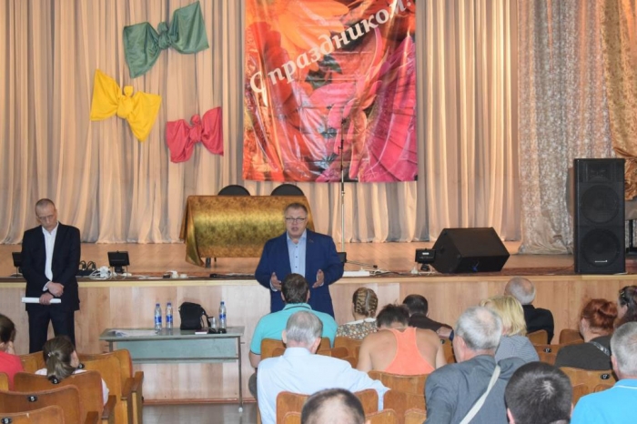 В сельском поселении Никоновское состоялась встреча с кандидатом от КПРФ