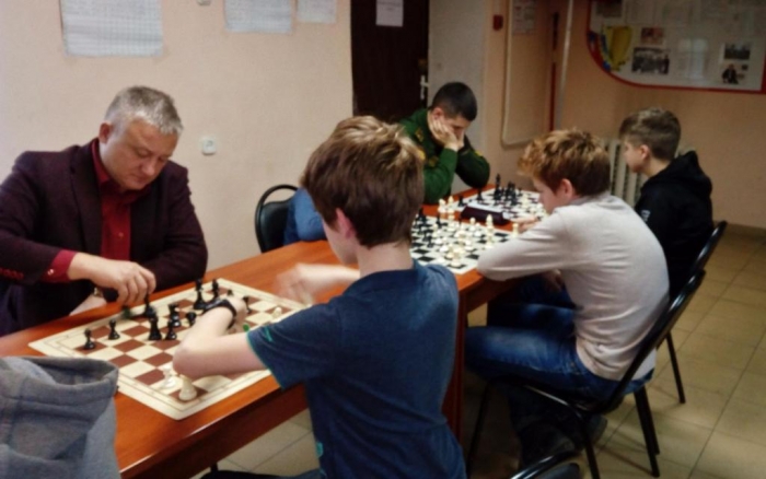В Серпухове прошел шахматный турнир, посвящённый 100-летию Великого Октября