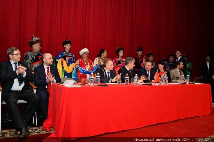 Встреча Павла Грудинина с иркутскими избирателями прошла с аншлагом