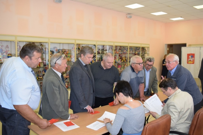 Открылась 47-ая внеочередная отчётно-выборная Конференция МК КПРФ