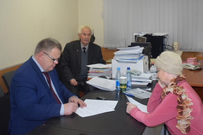 Депутат Александр Наумов провёл приём граждан в Ленинском районе и в г.о. Серпухов