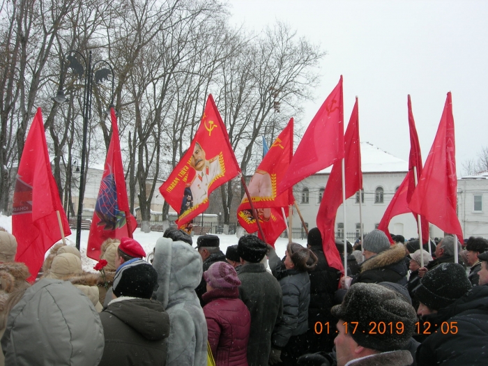 В Рузе на площади Партизан состоялся торжественный митинг