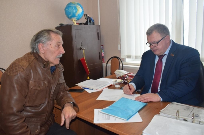 Александр Наумов провёл приём граждан в г.о. Домодедово