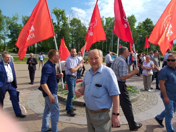 Клинские коммунисты приняли участие в мероприятии, посвященном Дню памяти и скорби