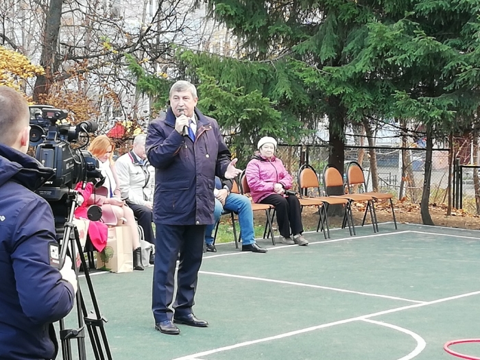 Константин Черемисов принял активное участие в открытии спортплощадки в детском саду во Фрязино
