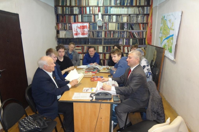 Воскресенские коммунисты приняли участие в межпартийном теоретическом семинаре в Коломне