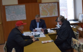 Депутат Александр Наумов провёл приём граждан в г. Серпухове