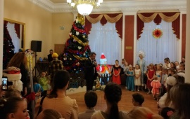 Новогодний праздник для многодетных семей второй раз провели в Пушкино