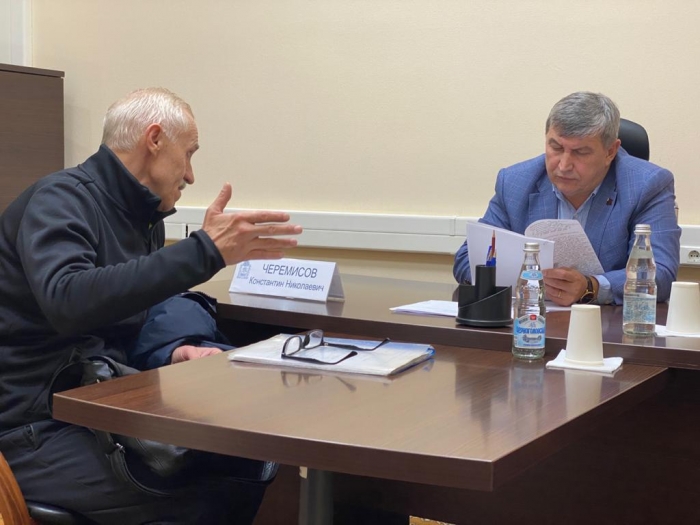 Второй секретарь МК КПРФ Константин Черемисов провёл приём граждан