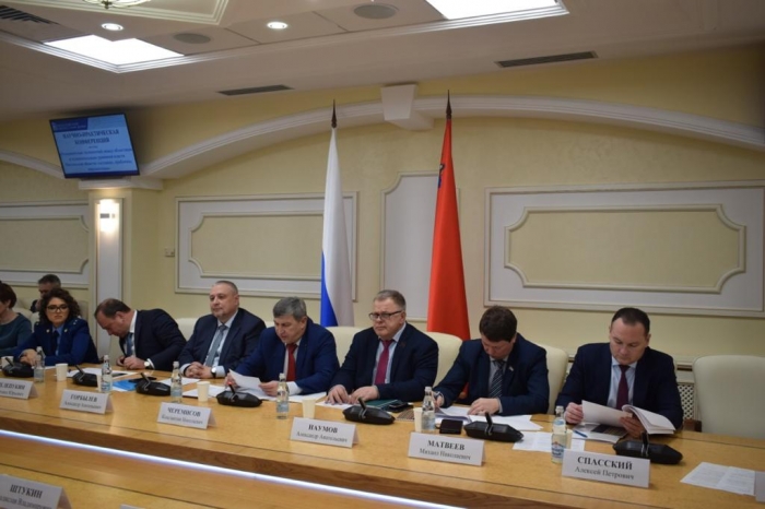 Александр Наумов выступил с докладом на научно-практической конференции в Мособлдуме