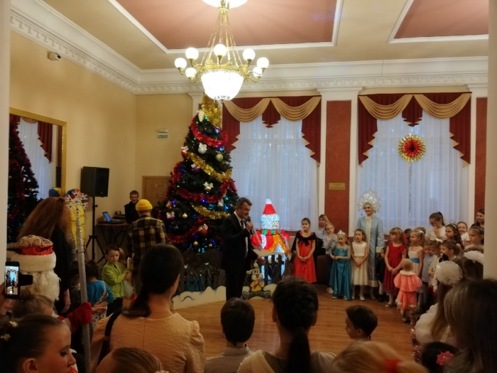 Новогодний праздник для многодетных семей второй раз провели в Пушкино