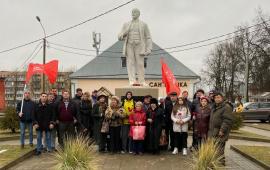 Клинские коммунисты почтили память Ленина