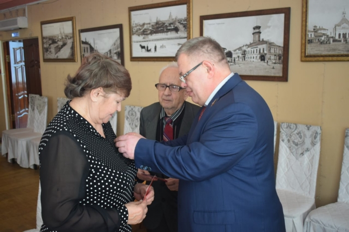 Александр Наумов поздравил с Юбилеем руководителя Зарайского отделения МОО «Дети войны»