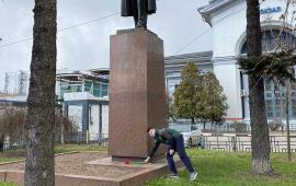 Мытищинские коммунисты почтили память Ленина