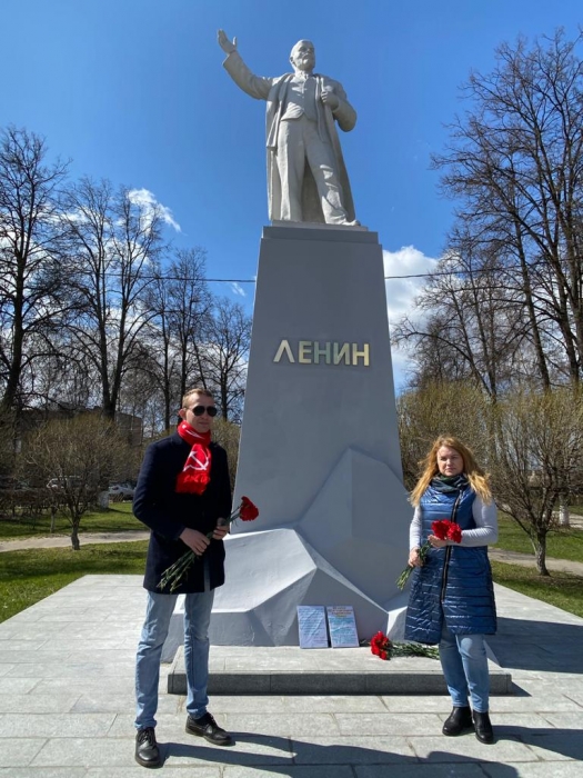 Коммунисты г.о. Королёв почтили память Ленина