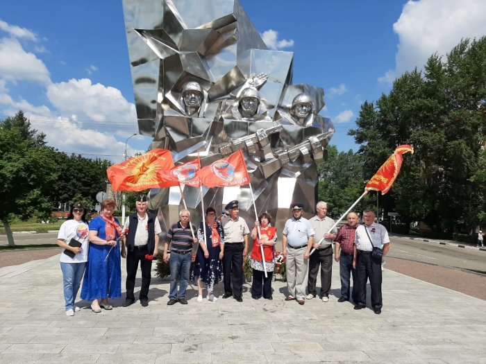 Подольские коммунисты почтили память о погибших воинах