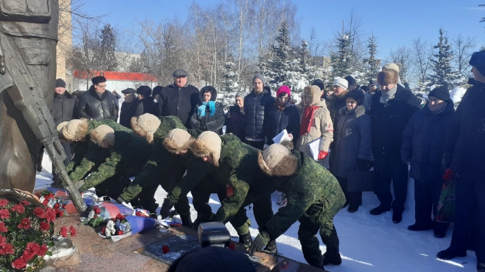 День памяти о россиянах, исполнявших служебный долг за пределами Отечества отметили в Ступине