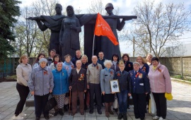 Щёлковские коммунисты почтили память участников ВОВ микрорайона Жегалово