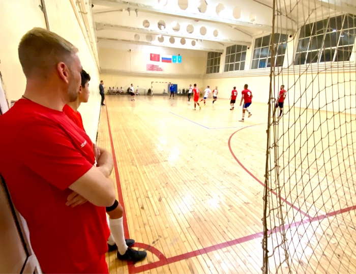 «КПРФ-Коломна» лидирует в муниципальном турнире по мини-футболу