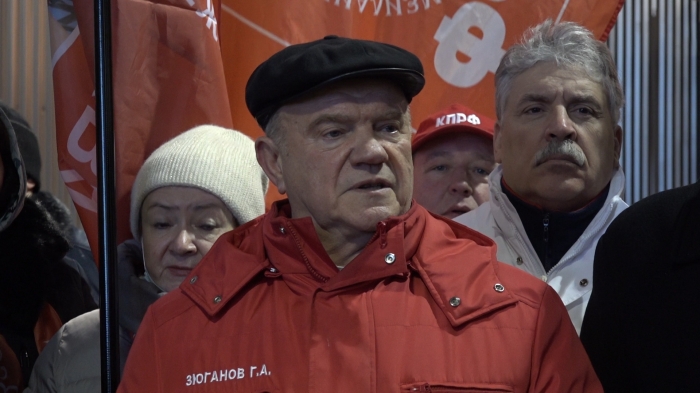 Выступление Г.А. Зюганова на отправке 93-го новогоднего гуманитарного конвоя на Донбасс