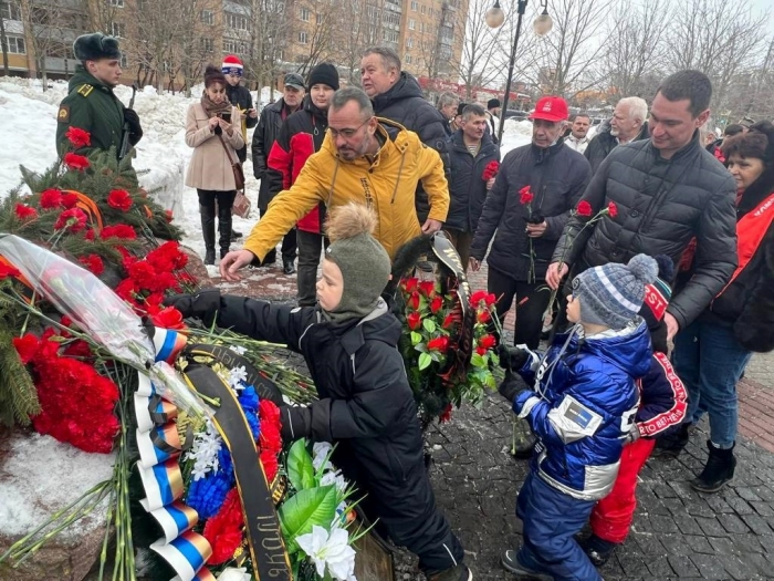 Коммунисты Серпухова приняли участие в мероприятии, посвященном 33-й годовщине вывода советских войск из Афганистана