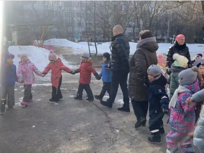 Фрязинские депутаты организовали детям праздник