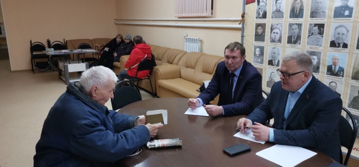 Депутат-коммунист Александр Наумов: «Мы избраны народом и будем помогать нуждающимся гражданам!»