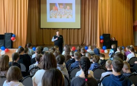 Фрязинские депутаты КПРФ организовали урок мужества посвященный дню космонавтики