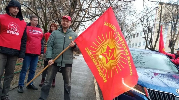 Подольские коммунисты и Союз Советких офицеров провели совместный автопробег