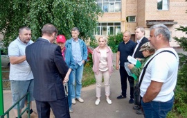 Депутаты-коммунисты г.о. Фрязино провели встречу с советами и жителями многоквартирных домов