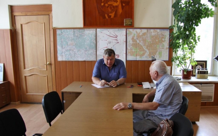 Депутат-коммунист Олег Емельянов провёл приём граждан в городе Серпухов