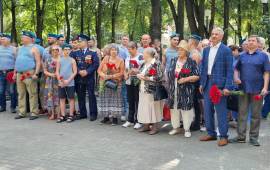 Первый секретарь Подольского ГК КПРФ Геннадий Соловьёв выступил на торжественном митинге, посвящённом Дню ВДВ