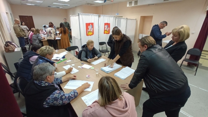 Подольские коммунисты помогли товарищам из Чехова на выборах