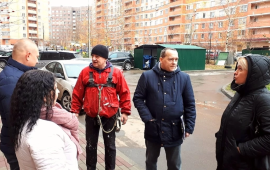 Депутаты КПРФ Фрязино, проводят инспекцию придомовой территории