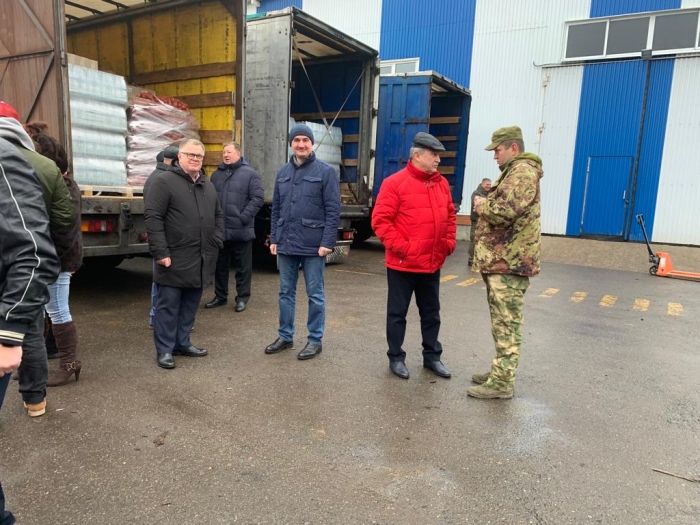 Фоторепортаж с отправки 103-го гуманитарного конвоя на Донбасс