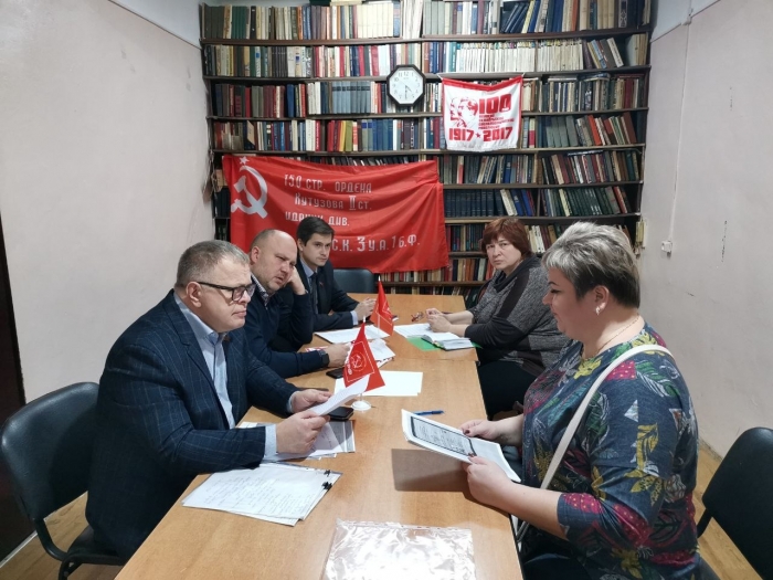 Руководитель фракции КПРФ Александр Наумов провёл приём граждан в Коломне