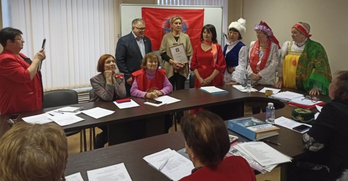 Женщины за воссоединение братских республик в единый Советский Социалистический Союз