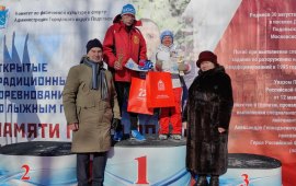 В память о Герое России Александре Монетове в поселке Дубровицы состоялись XXIII соревнования по лыжным гонкам