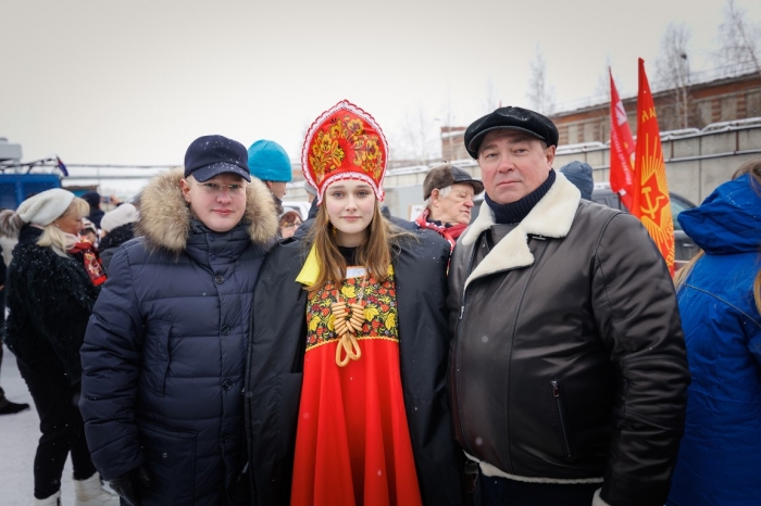 Сохраняя русские традиции Балашихинский ГК КПРФ принял участие в отправке 105-го гумконвоя на Донбасс