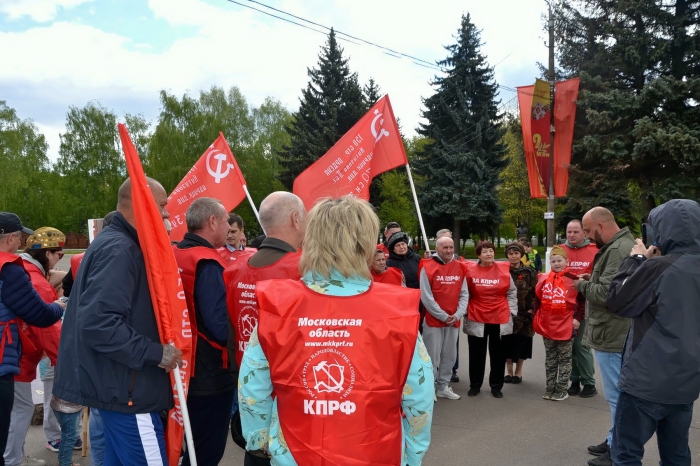 «За нашу Советскую Родину»: прошел патриотический автопробег по маршруту Коломна-Озеры