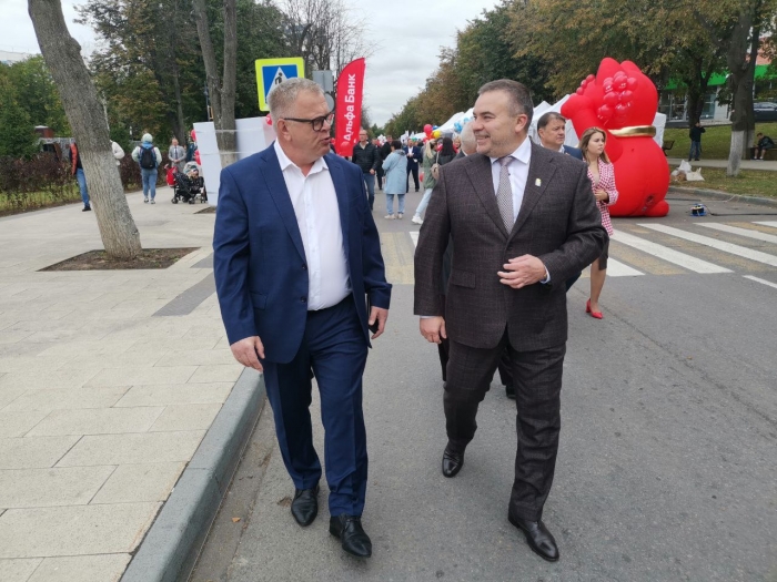Заместитель Председателя Московской областной Думы Александр Наумов посетил праздничные мероприятия в Видном