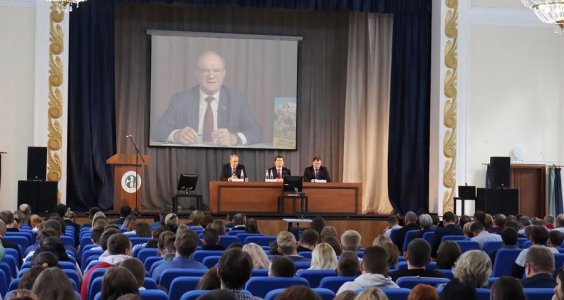 Г.А. Зюганов выступил на межрегиональном круглом столе, посвящённом укреплению продовольственной безопасности страны, агроэкологии и проблемам пчеловодства Сибири